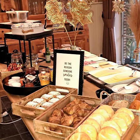 Domein Den Buiten Dnd 住宿加早餐酒店 圣尼古拉